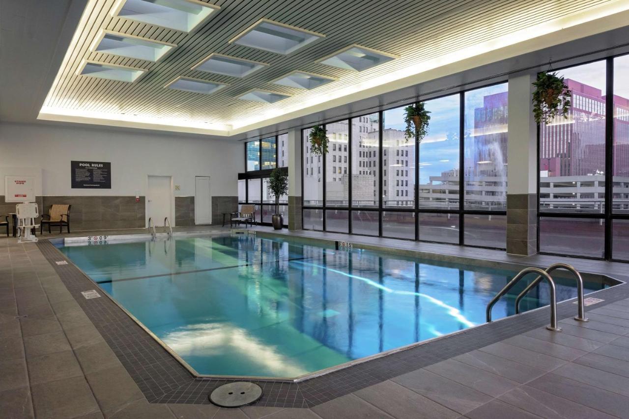 Doubletree By Hilton Hotel & Executive Meeting Center Omaha-Downtown Extérieur photo