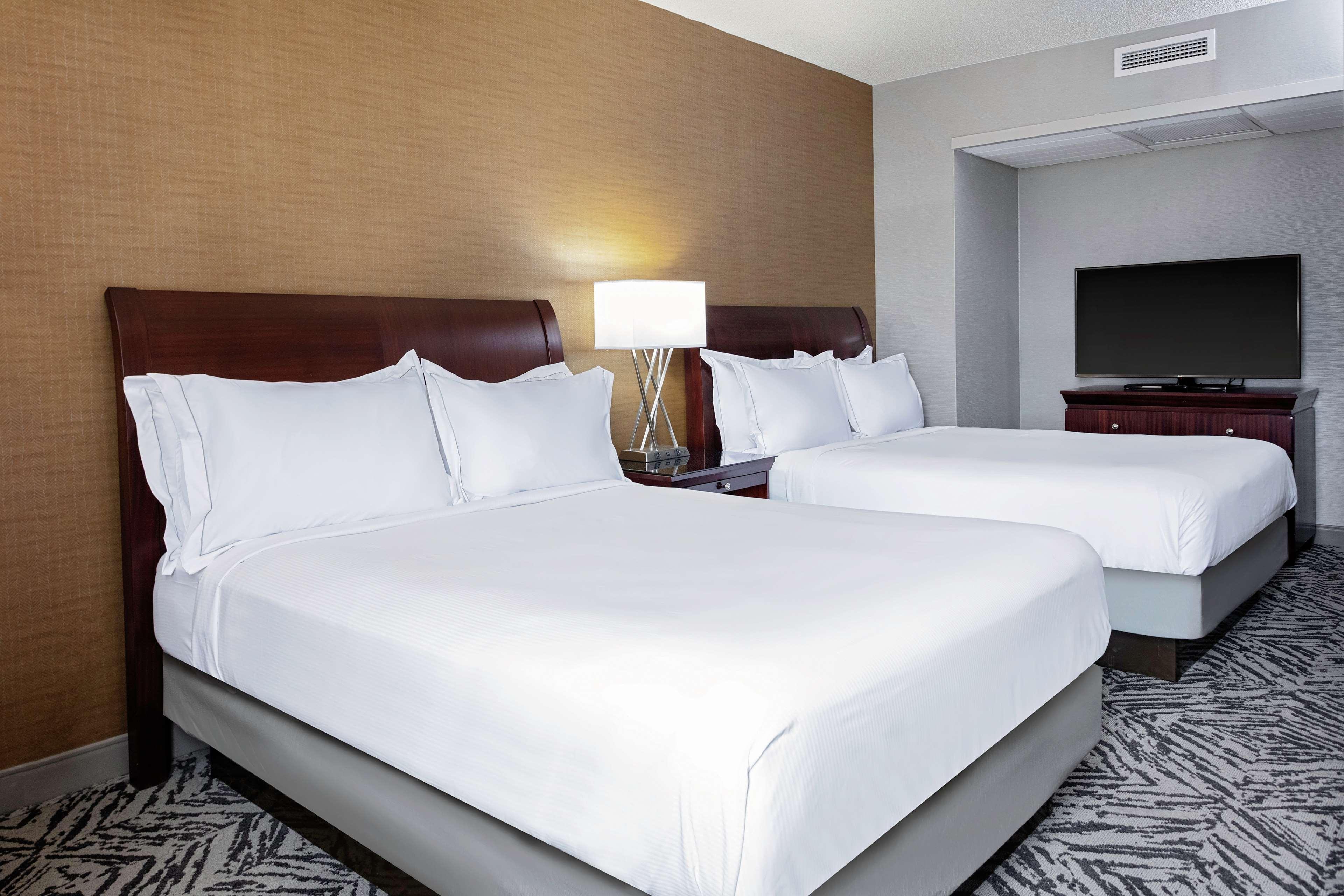 Doubletree By Hilton Hotel & Executive Meeting Center Omaha-Downtown Extérieur photo