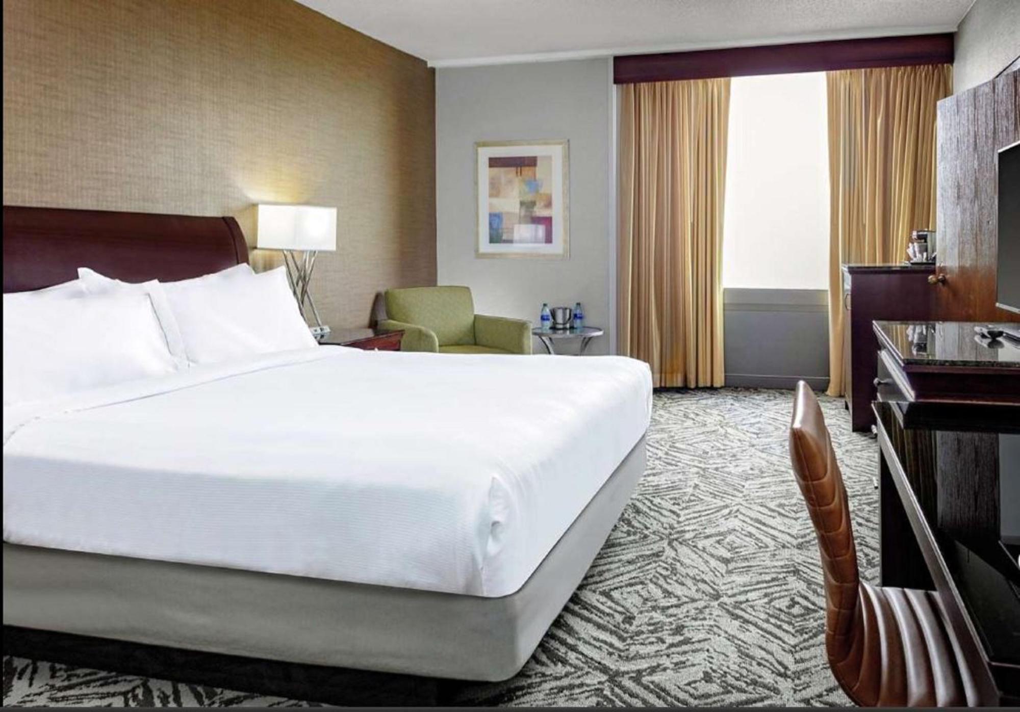 Doubletree By Hilton Hotel & Executive Meeting Center Omaha-Downtown Extérieur photo