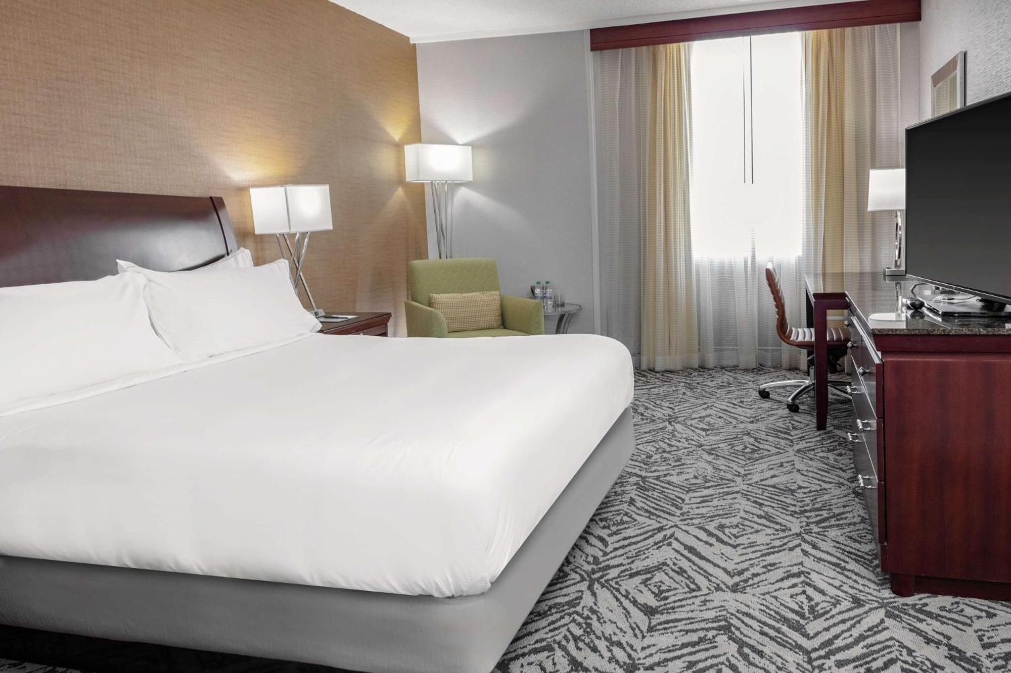 Doubletree By Hilton Hotel & Executive Meeting Center Omaha-Downtown Extérieur photo